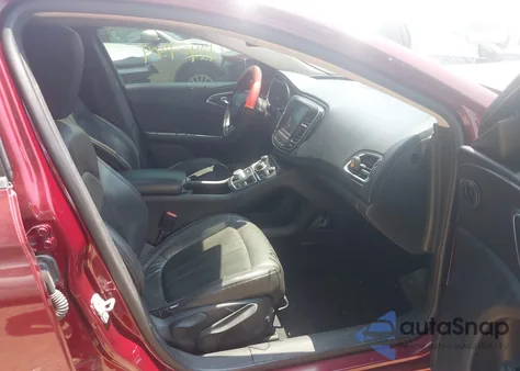 2016 Chrysler 200 Limited из США, поврежденный, VIN 1C3CCCABXGN174441